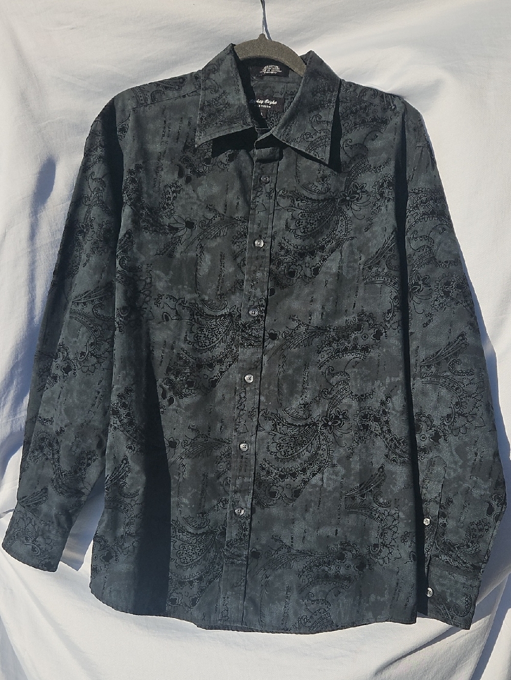 Eighty Eight Black Paisley Button-Down Shirt Sz L